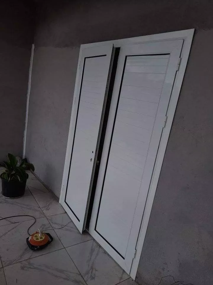 Pose de porte pour votre projet - mayotteannonce